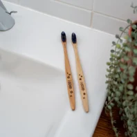 brosses à dents en bois medium
